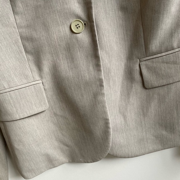 Theory Women’s Gray Single Button Blazer sz10 - Picture 3 of 6